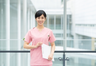 スタッフの名前